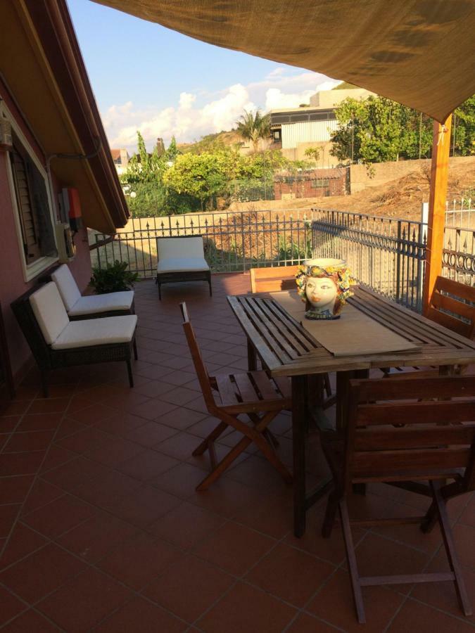Tyrrhenian Sea Apartment Torre Faro Exterior photo